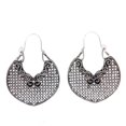 thumbnail image 2 of kusrkot Vintage Folk U Forme Sculptée Bijoux Boucles d'Oreilles Anciennes, 2 of 8