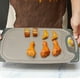 thumbnail image 4 of Fiudx Ofertas del día Tabla de cortar frutas para moler ajo Tabla de cortar infalible para la cocina del hogar Complemento alimenticio para bebés Tabla de cortar frutas Tabla de cortar antideslizante, 4 of 6