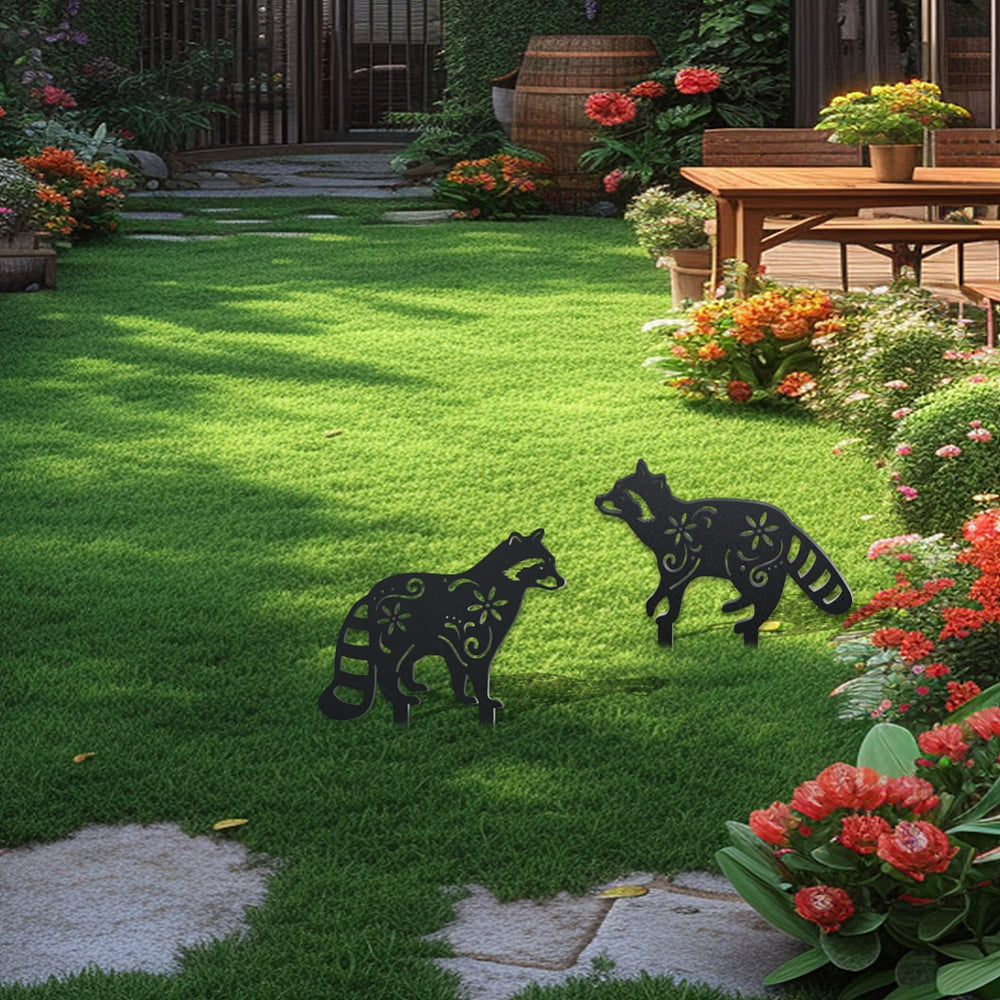 2Pcs Raccoon Metal Decorative Garden Stakes Black Raccoon Silhouette Metal Outdoor Statues Animals Garden Ornament Gifts Black Yard Art Decoration