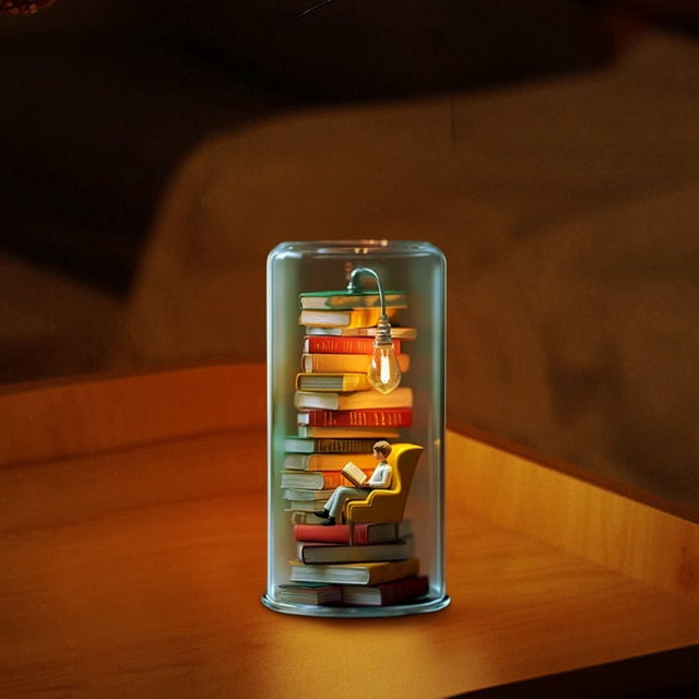 Escultura entusiasta del libro en miniatura de luz nocturna | Adorno decorativo de lámpara LED | Colección de Mini Libros | Decoración literaria caprichosa | Ambiente acogedor de lectura