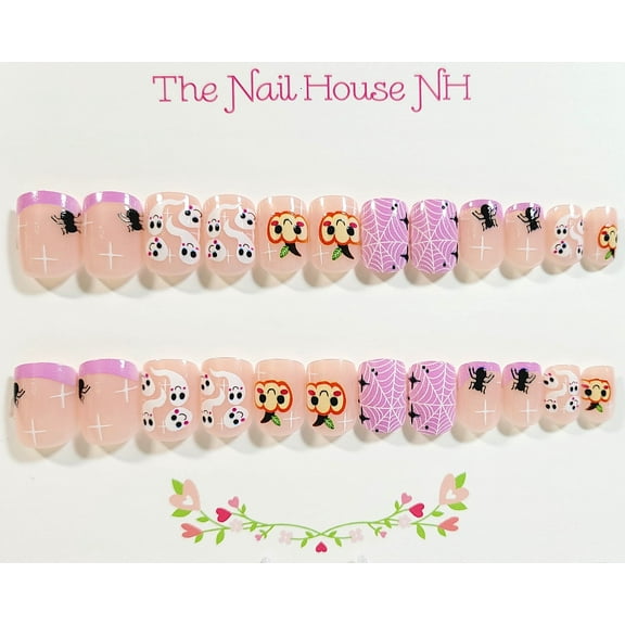 Cute As A Bug Kawaii Glossy Extra Short Square Press On Nails - 24 Pieces - Artificial Nail Kit - Halloween Nails