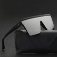 thumbnail image 2 of Gafas de sol Vintage planas para hombre y mujer, lentes de sol cuadradas negras, con degradado UV400, una pieza, 2023 qiuyongming unisex, 2 of 2