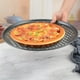 thumbnail image 1 of unbranded 1Ud Para Hornear Pizza Con Orificios Antiadherente Ideal Para Uso Doméstico, 1 of 8
