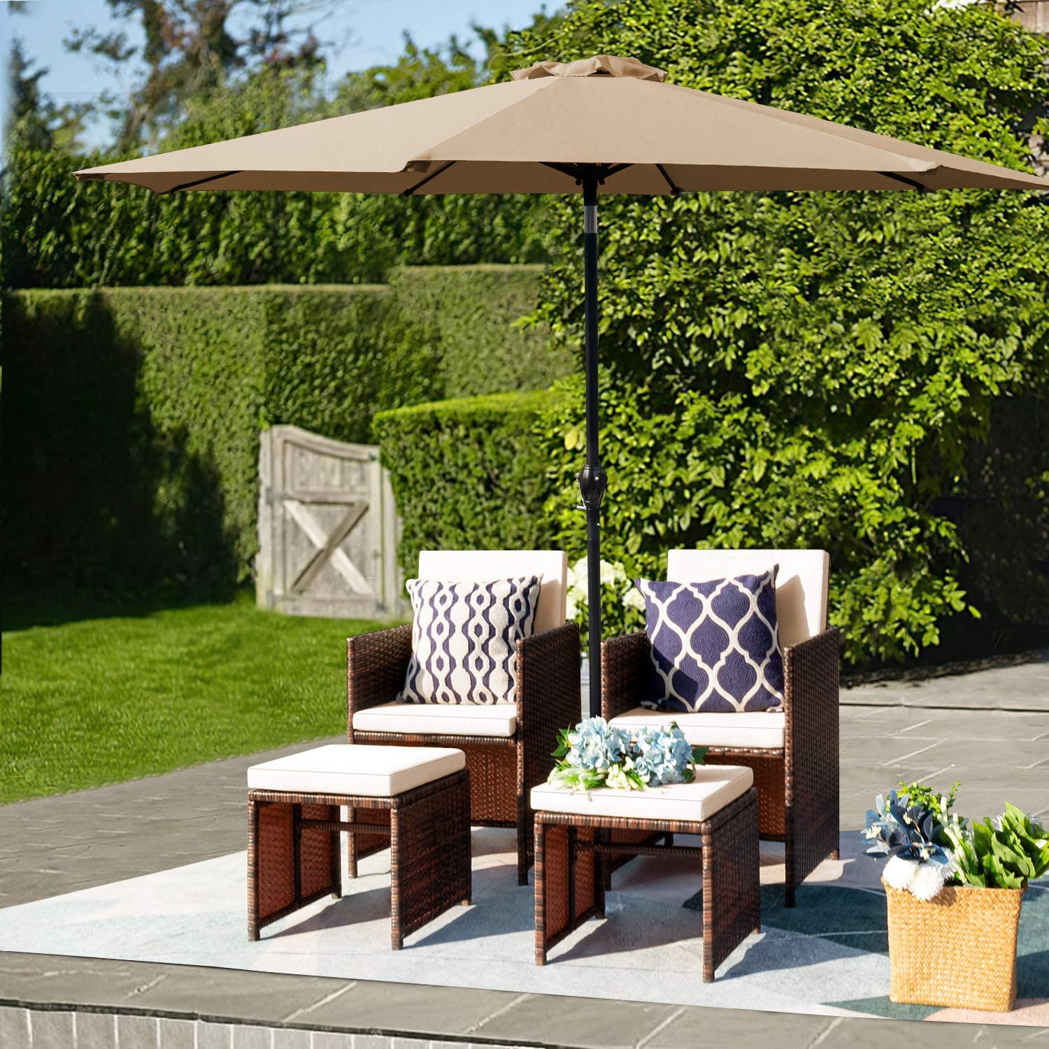 Vineego 5 Pieces Wicker Outdoor Patio Furniture Set Patio Chairs with Umbrella and Ottoman(Beige)