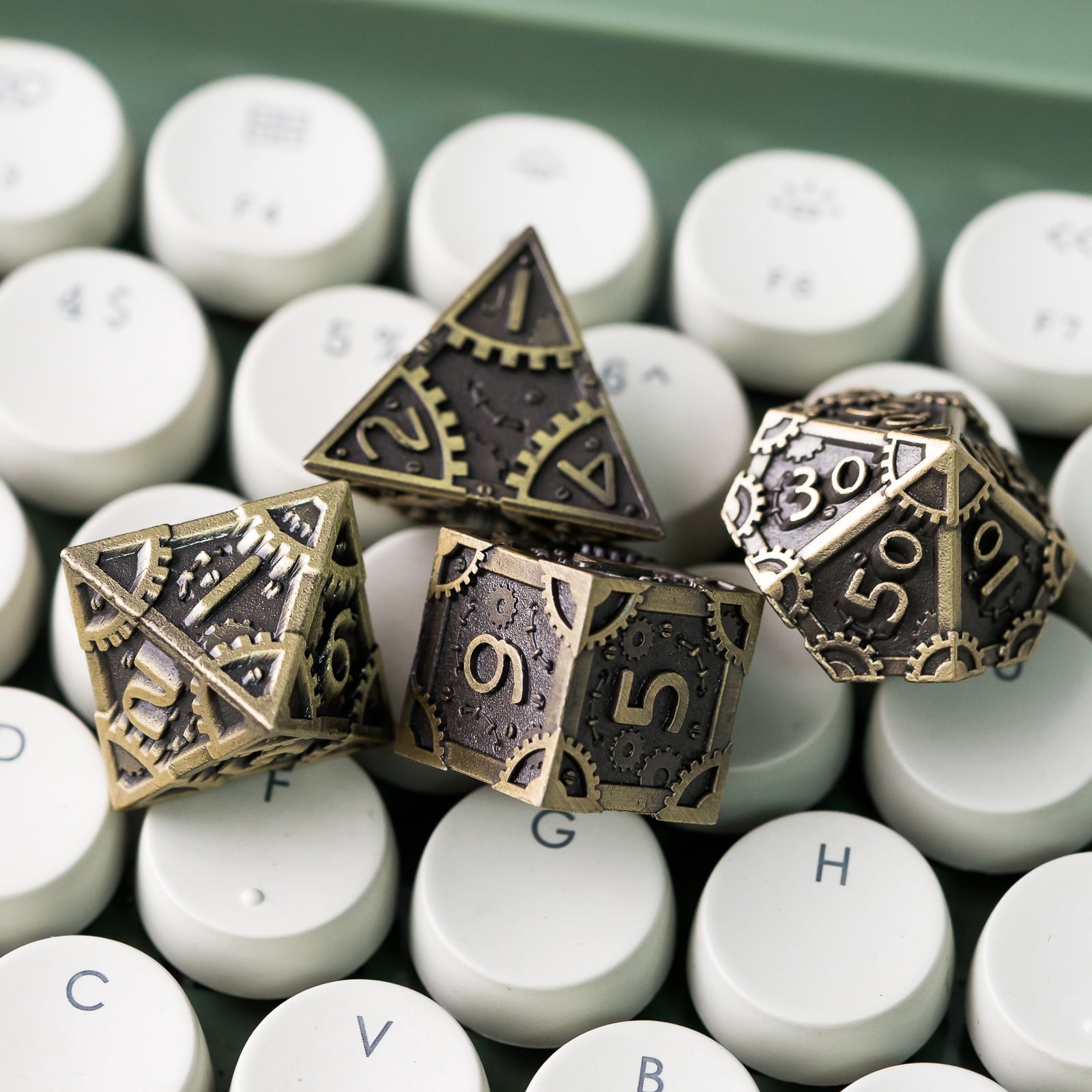 Cusdie 7 PCS/SET DND Metal Dice, Steampunk Polyhedral D&D Dice Set, Metal Dice Set for Role Playing Game D&D Dice MTG Pathfinder