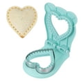 thumbnail image 1 of Cortador de Sándwiches Sin Corteza Uxcell, Molde de Sándwich en Forma de Corazón, Cortador y Sellador de Galletas para Desayuno, Almuerzo y Té de la Tarde (Azul), 1 of 7