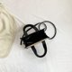 thumbnail image 2 of Bolsa De Hombro Bolso bandolera para mujer, bolso de viaje tejido a la moda, bolso informal sencillo para la playa para mujer Likrtyny Para Estrenar, 2 of 5