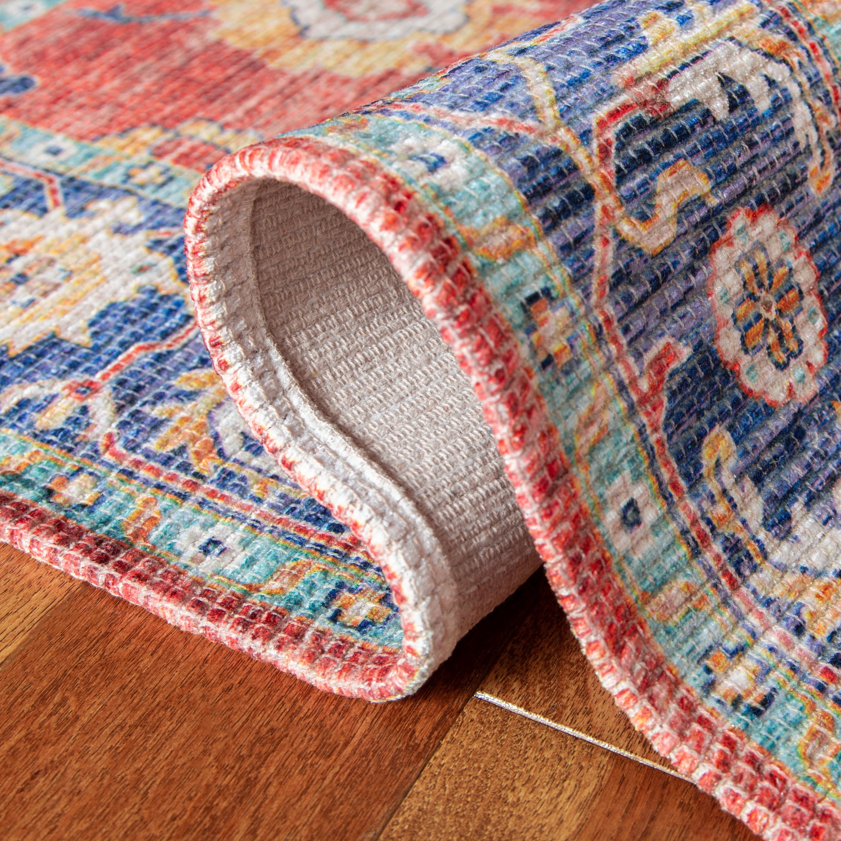 SAFAVIEH Saffron Wallace Distressed Area Rug, Rust/Navy, 4' x 6'