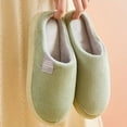 thumbnail image 4 of Pantuflas con forro de felpa para mujer, cálidas y peludas para dormitorio interior en invierno, 4 of 8
