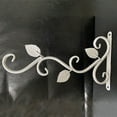 thumbnail image 4 of Travelwant 1/2Pcs Plant Hangers Outdoor Plant Hooks for Wall/Fence Hanging Planters Outside Flower Pot Hanging Basket Brackets Cast Iron Plant Hanger for Lantern/Bird Feeder, 4 of 5