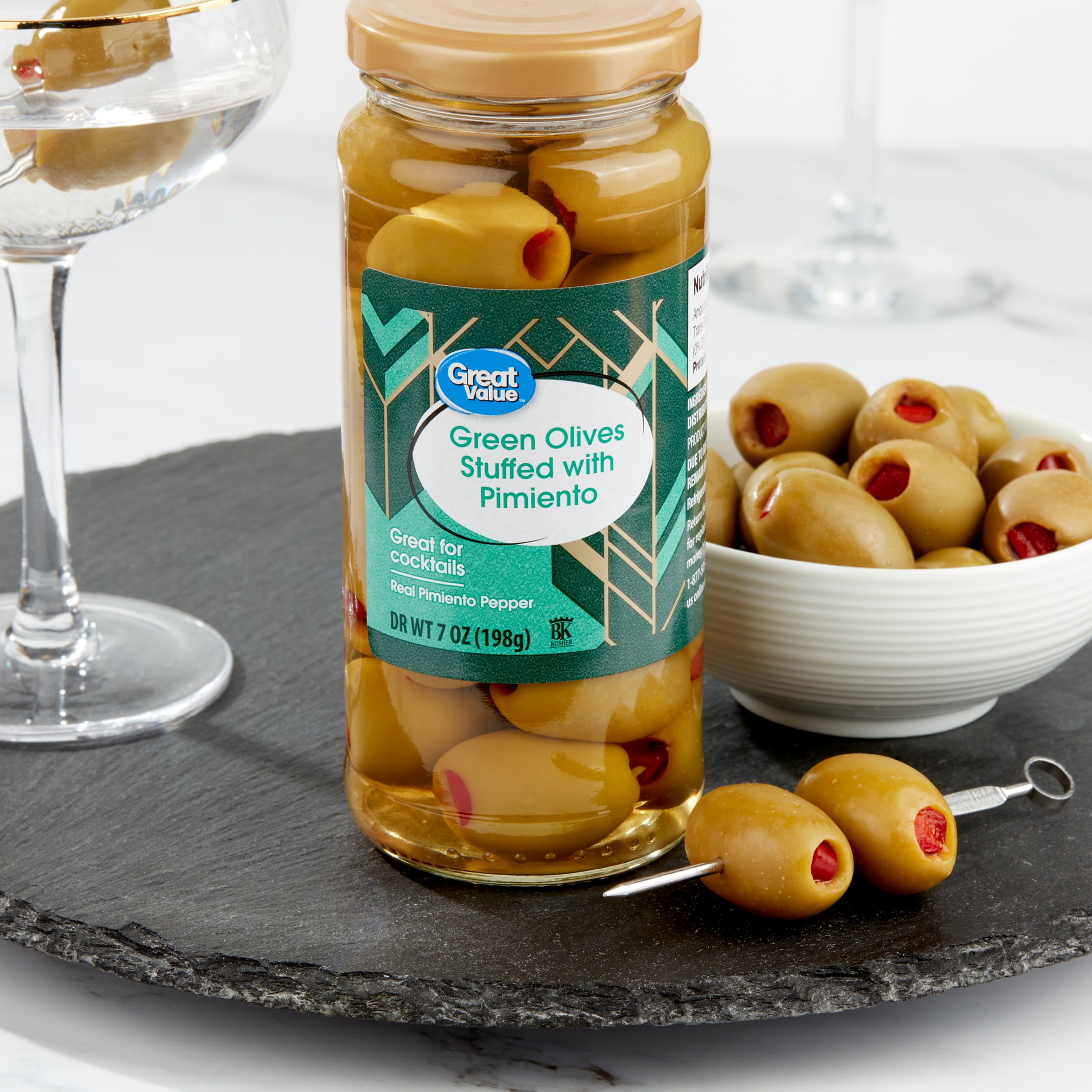 Great Value Green Olives Stuffed with Pimiento, 7 oz Glass Jar