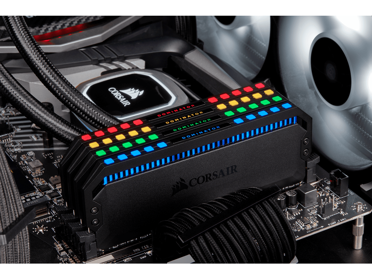 CORSAIR DOMINATOR PLATINUM RGB DDR5 32GB (2x16GB) DDR5