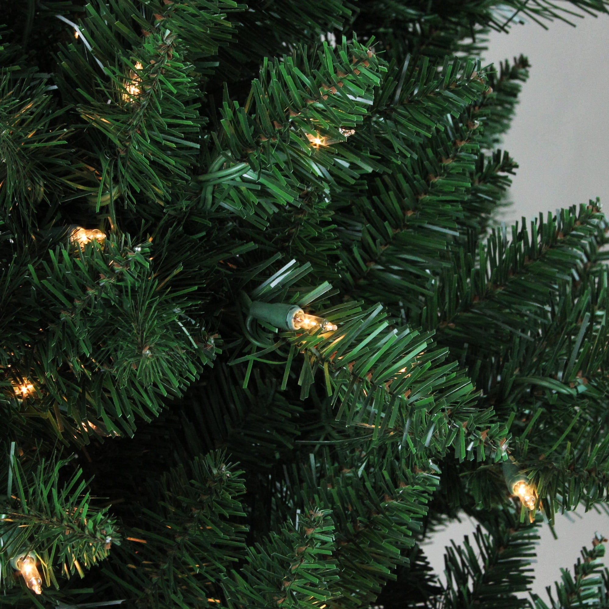 Northlight 7.5' Pre-Lit Medium Montana Pine Artificial Christmas Tree - Clear Lights