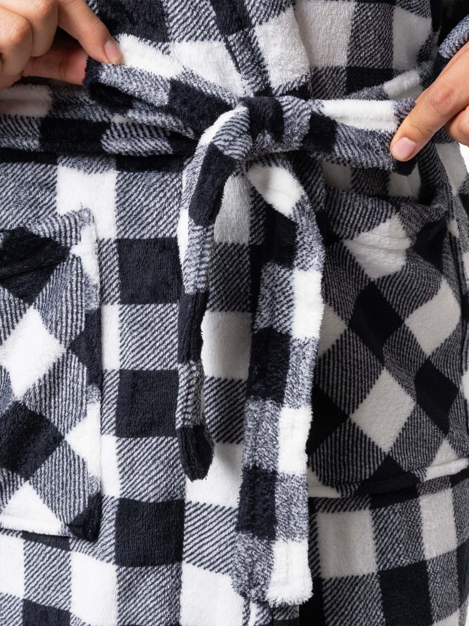 Fruit of the Loom Women's Beyond Soft Fleece Robe, Sizes XS/S-4X