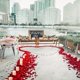 thumbnail image 2 of Pétalos de Rosa Artificial Rojos, Insípido Pétalos de Rosas Artificiales para el Día de San Valentín Boda Noche Romántica, 2 of 4