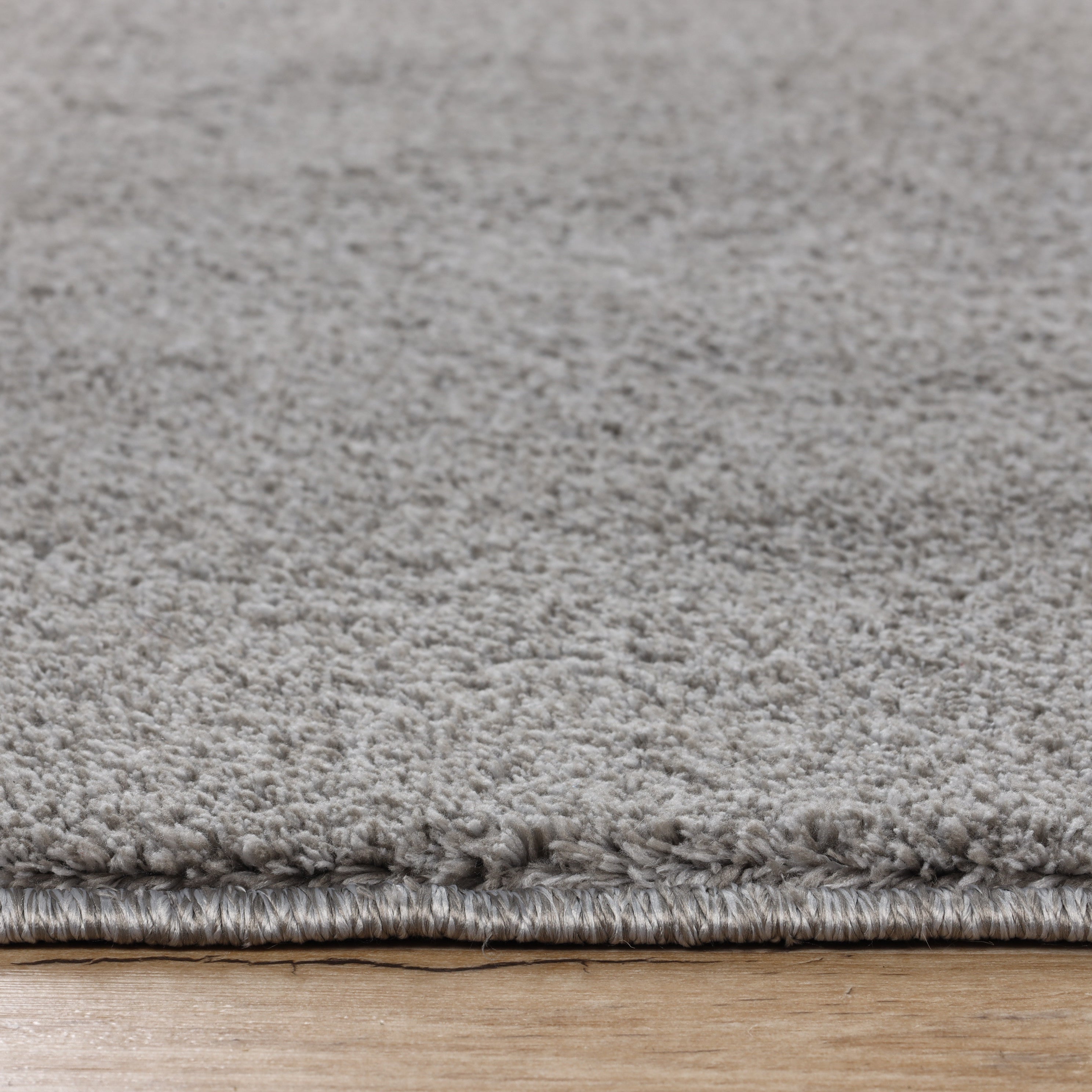 Superior California Shag Non-Slip Indoor Runner Area Rug, 2' 7" x 6', Silver
