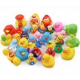 thumbnail image 4 of Moyic Juguetes de baño para Baby Shower, boya con sonido chirriante para apretar de pato amarillo grande, piscina, patos, juego divertido para niños Kits de decoración para fiestas 20 piezas Moyic HA041459-02, 4 of 6