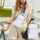 thumbnail image 4 of Bolso Bandolera con Bordado de Moda, Mochila Impermeable de Gran Capacidad con Orificio para Datos, 4 of 6