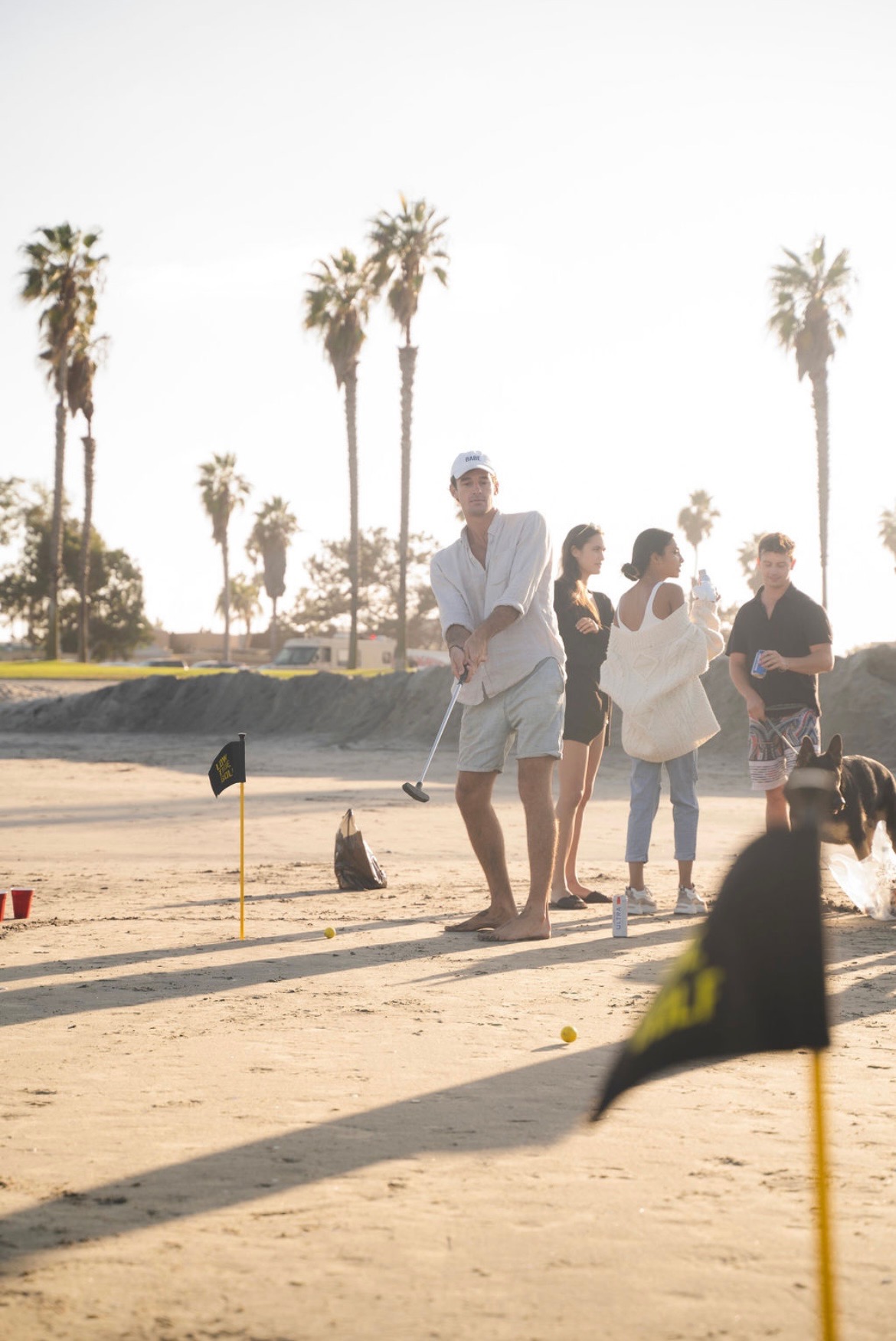 Low Tide Golf Outdoor Beach Putting Game