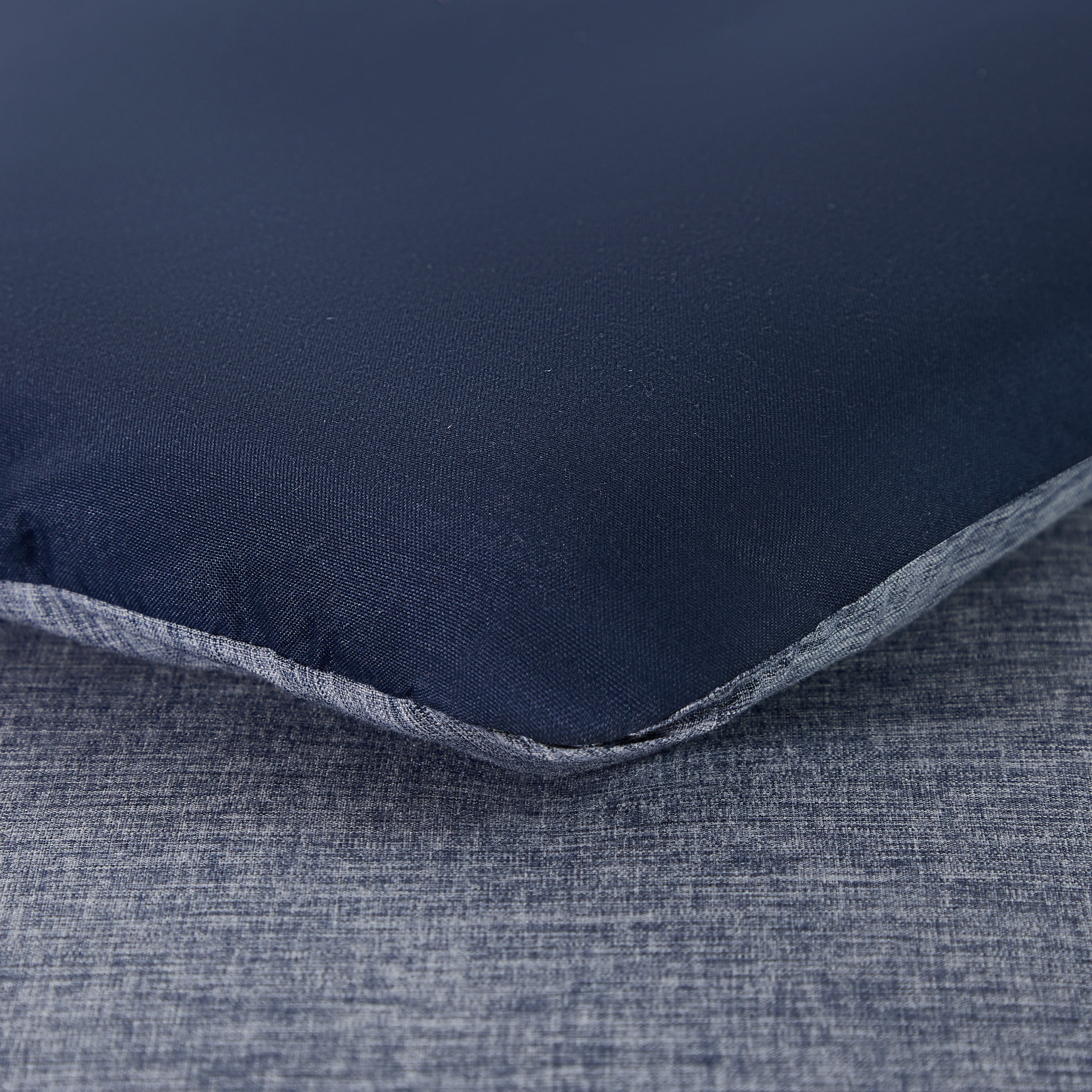 Mainstays Super Soft Microfiber Reversible Comforter, Twin-XL, Navy, 1 Piece