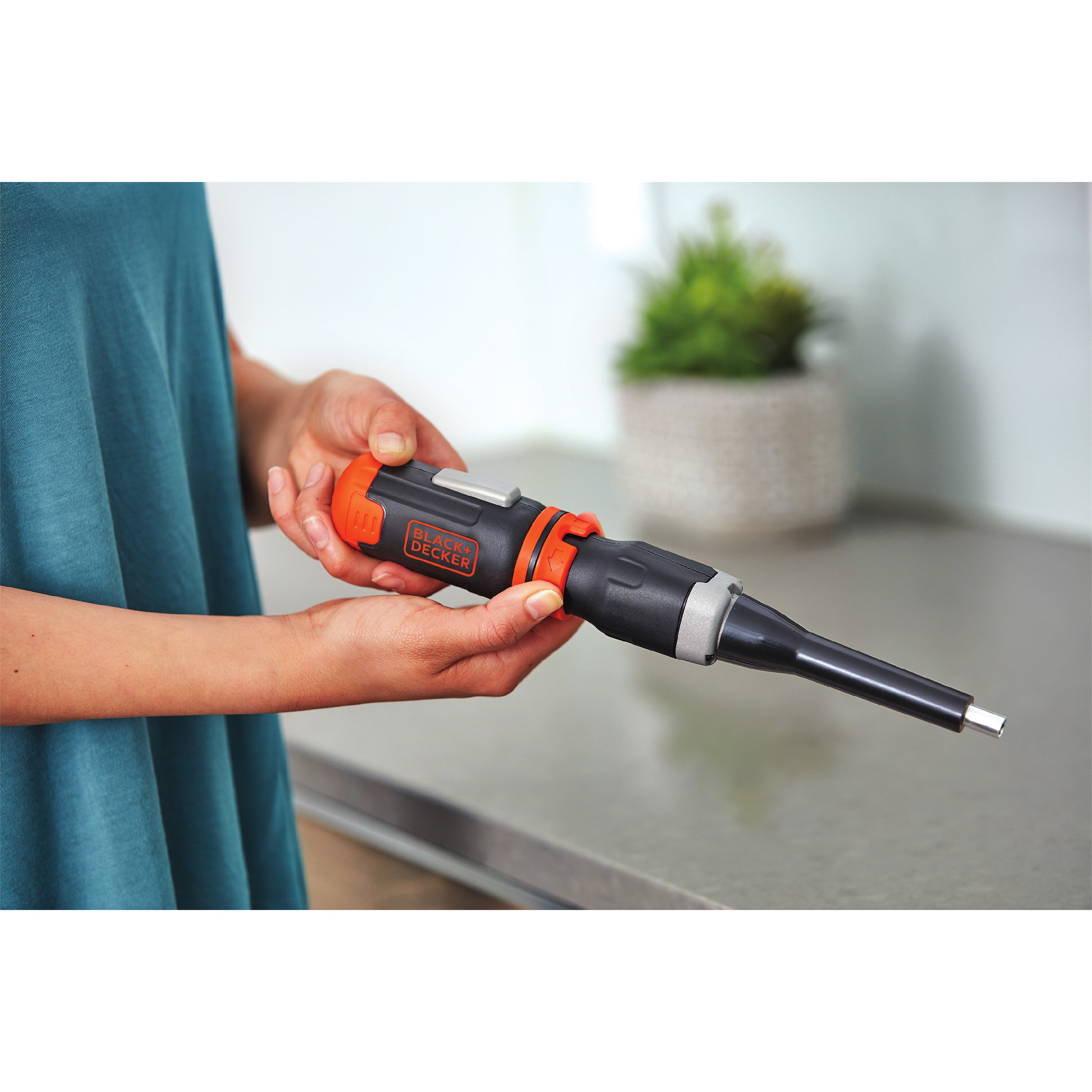 Black+Decker 6V Cordless Alkaline Battery Powered Screwdriver Set ,Mod –