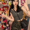 thumbnail image 3 of Falda vaquera Sanrio Hello Kitty Anime Y2K chica picante falda de cadera envolvente de camuflaje versión coreana moda media falda verde militar, 3 of 4