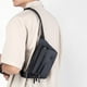 thumbnail image 5 of Riñonera deportiva para hombre | Bandolera ajustable | Riñonera multicapa impermeable para correr | Riñonera ligera y ergonómica para viajes y fitness al aire libre, 5 of 5
