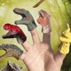 thumbnail image 2 of Dinosaur Fingertoy lindos favores de fiesta para niños regalos divertidos, 2 of 5