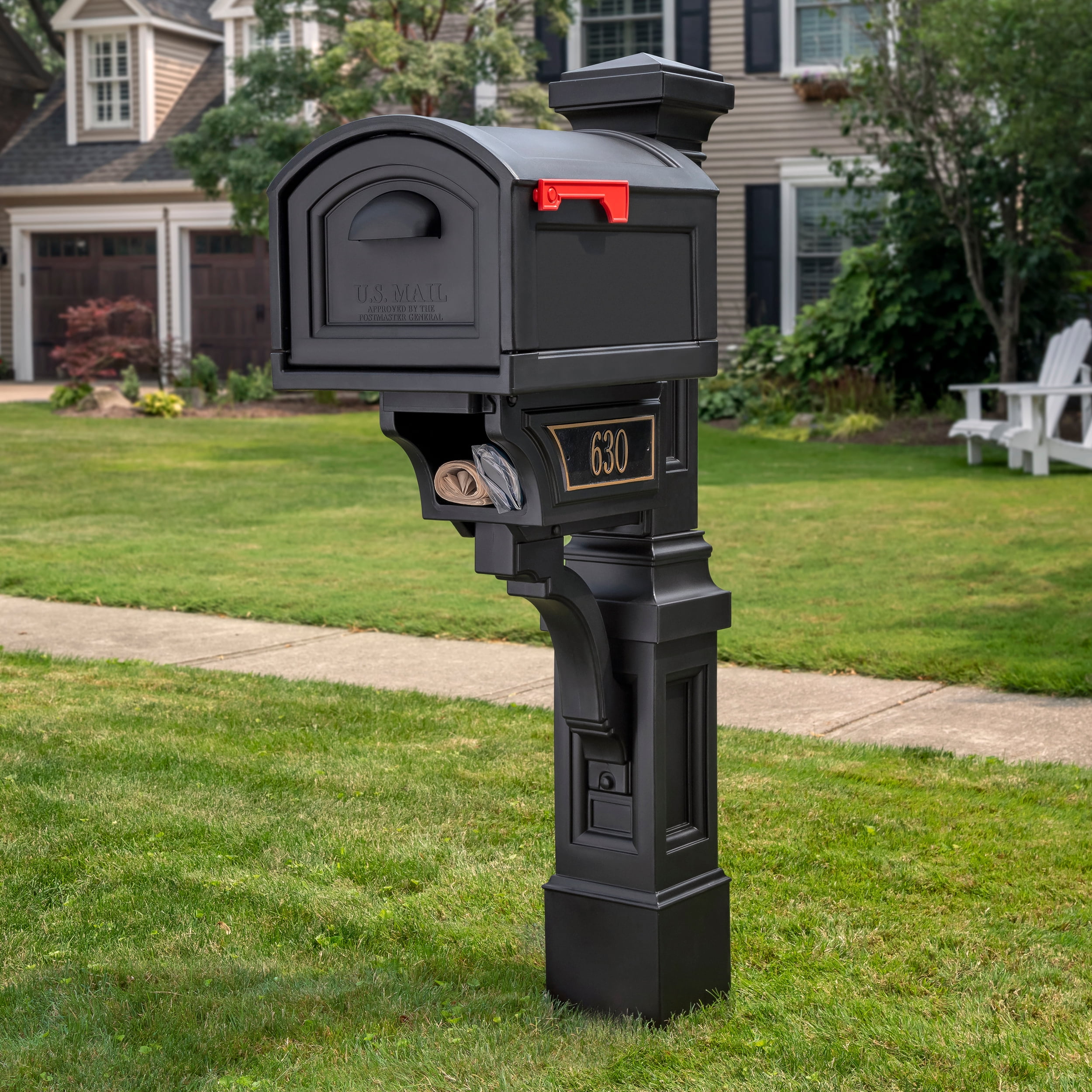 Step2 Classic Black Town-to-Town XL Post-Mount Mailbox