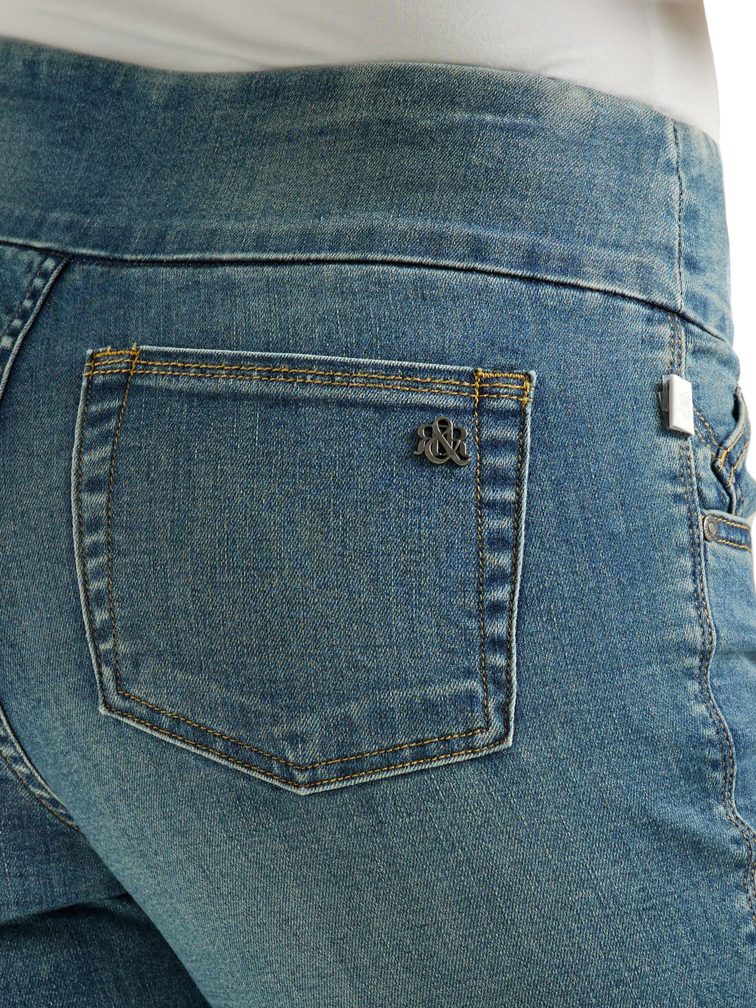 Rock & Republic Women’s Denim Rx Fever Pull On Bermuda Shorts