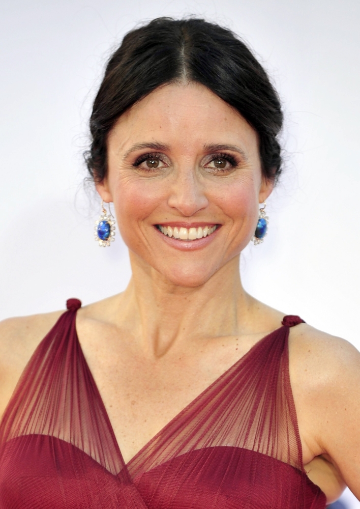Julia Louis-Dreyfus At Arrivals For The 64Th Primetime Emmy Awards - Arrivals Canvas Art - (16 x 20)