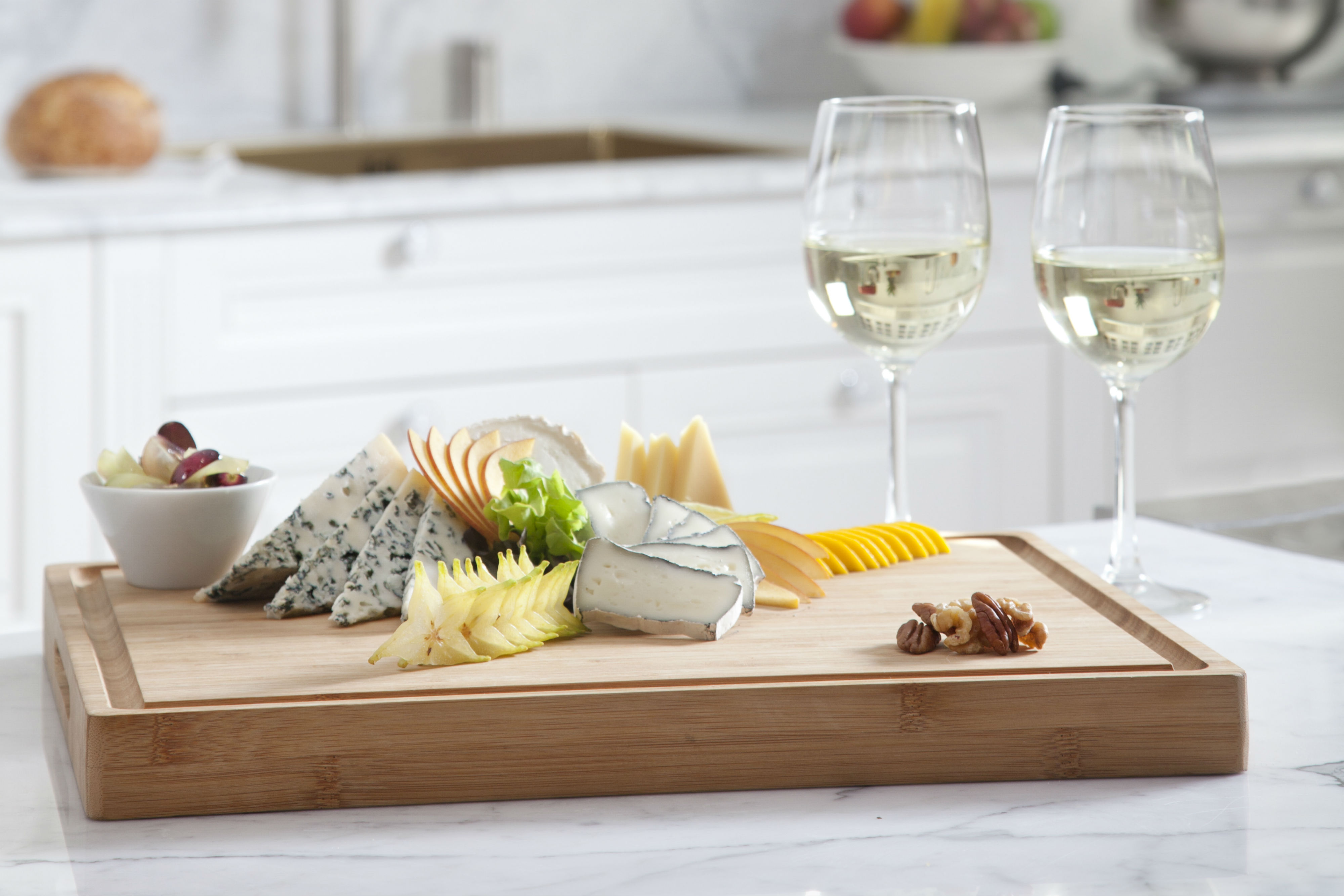 SoulFino Bamboo Butcher Block - 17" x 13" x 1.5" Premium Cutting Board