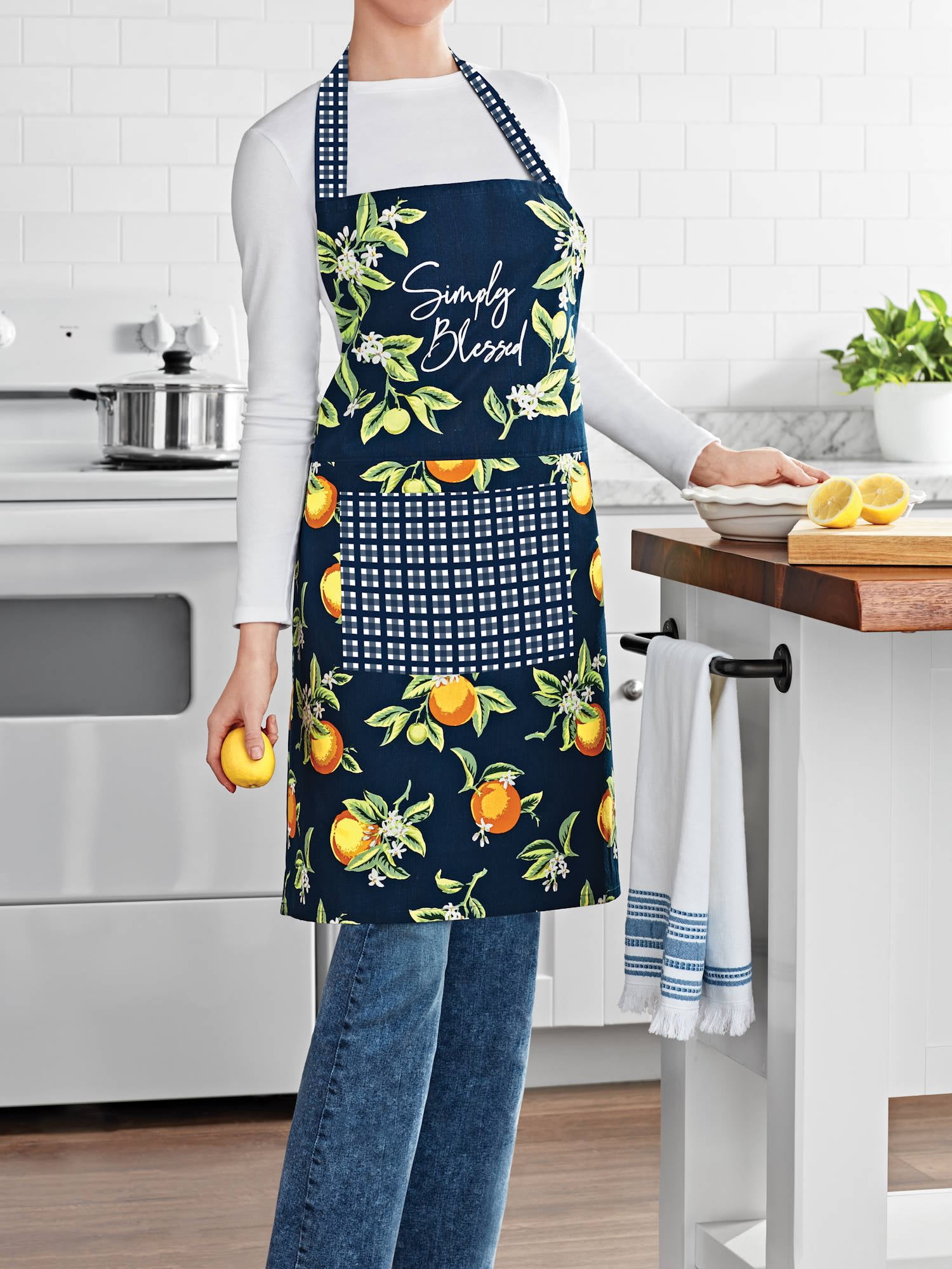 (4 pack) Mainstays Chef Kitchen Apron, 28" x 32" Lemon Cotton Bib Apron with Pockets for Cooking, Baking, Gardening in Navy