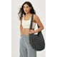 thumbnail image 2 of Bolsa de mano acolchada ODODOS para mujer, color gris, 2 of 6