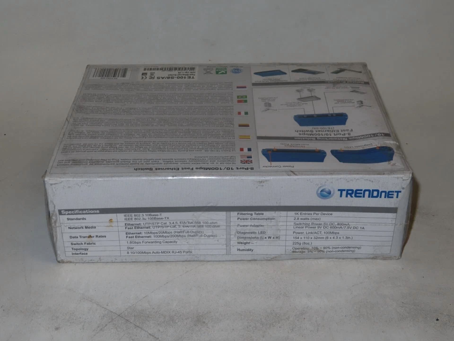 BUTTERFLY- New In Box Trendnet 8-Port 10/100Mbps Fast Ethernet Switch Te100-S8