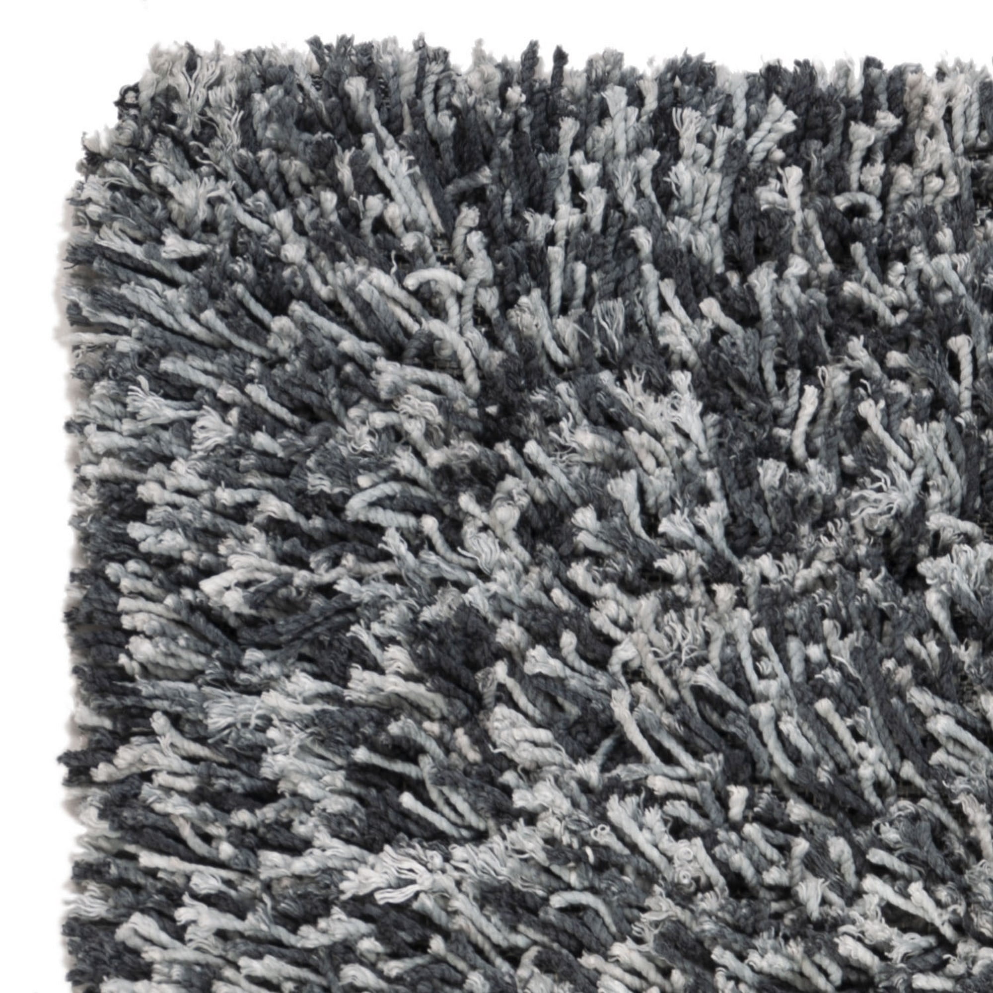 SAFAVIEH Rio Kynaston Solid Polyester Shag Area Rug, Black/Ivory, 2'6" x 4'