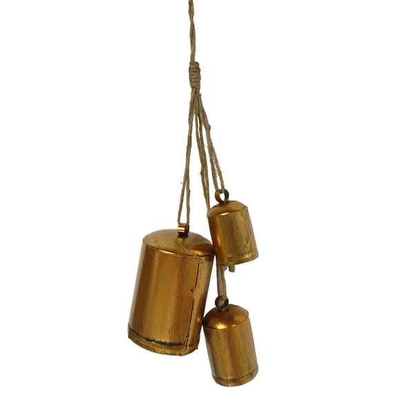 Adorno colgante de campana de vaca de metal estilo shabby chic Campana rústica vintage en racimo con cuerda Adorno decorativo para colgar en la pared en fiestas navideñas