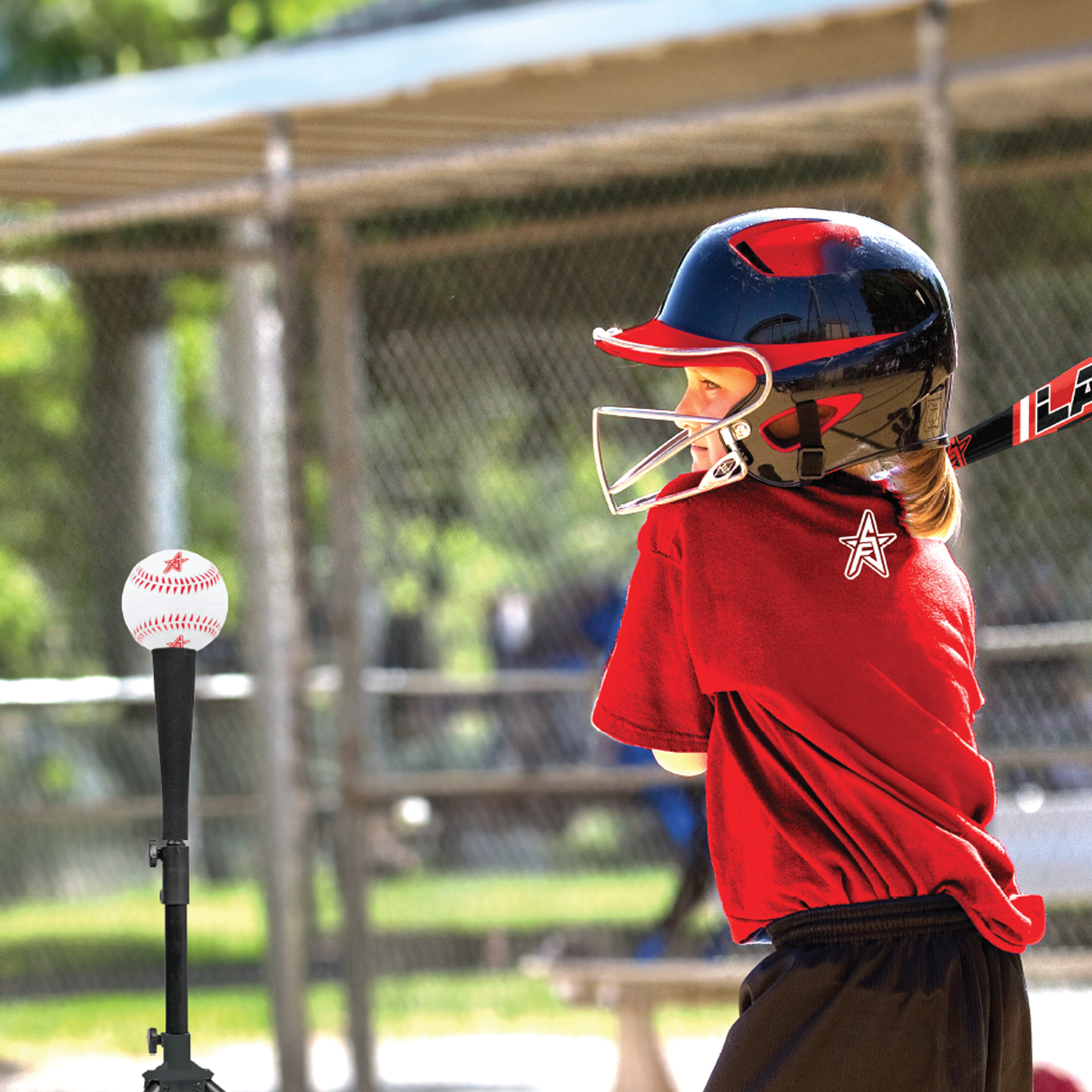 Future Stars balle de tee-ball / baseball en caoutchouc PlaySafe - Blanc avec impression de coutures rouges - 3 pouces de diamètre et 9 pouces de circonférence - Intérieur/Extérieur - Noyau en caoutch Jouez en toute sécurité