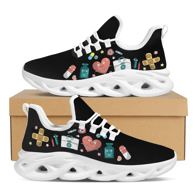 Zapatos con diseño de dibujos animados de medicina, con diseño de caja médica de amor simple, ligeros y casuales para correr al aire libre.