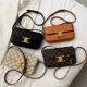thumbnail image 4 of Bonito bolso pequeño, novedad de verano 2025, bandolera de hombro, pequeño bolso cuadrado con cierre abatible, bolso de piel sintética, bolso de mujer moderno., 4 of 5
