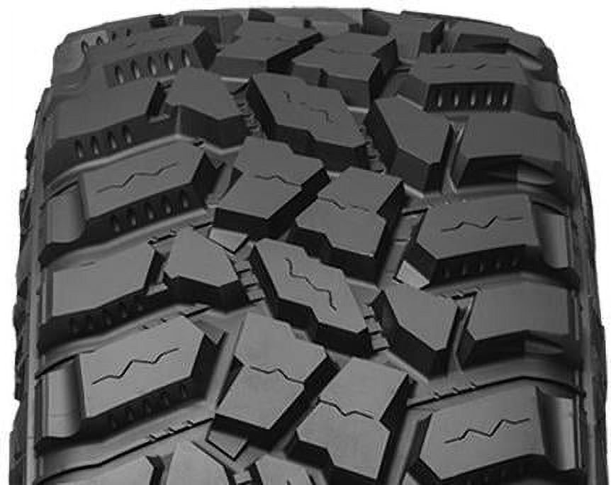 Cooper Discoverer STT PRO 305/70R16 124 Q Tire