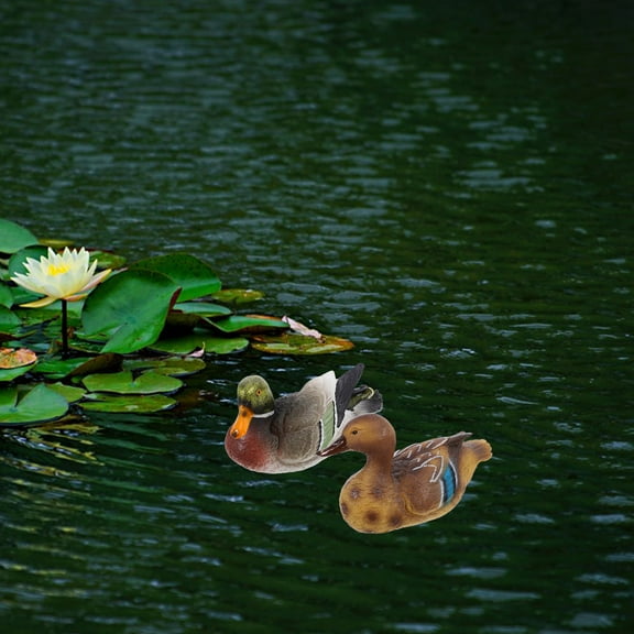 SOPOTUTU 2Pcs Floating Duck Statue Resin Outdoor Decoration Garden Animal Ornaments Assorted Color