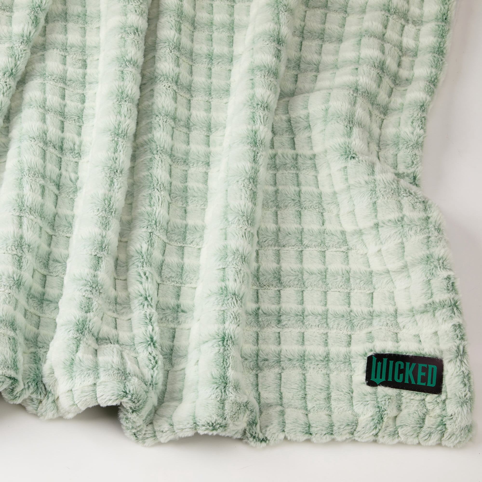 Wicked Faux Fur Throw, 46 x 60, Green