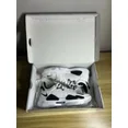 thumbnail image 1 of Nike Paul George Taille 7 Chaussures de Basketball Blanc/gris, 1 of 14