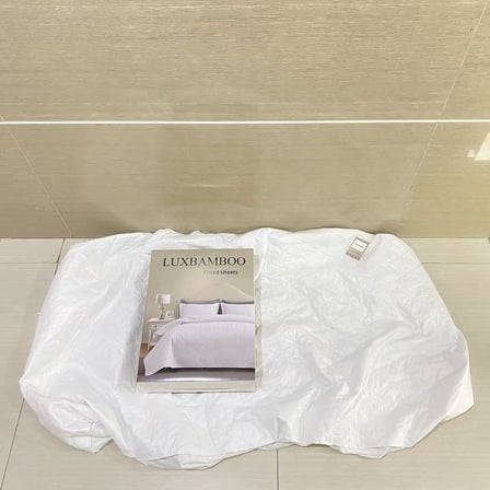 LUXBAMBOO Fitted sheets,King Size Waterproof Mattress Pad Protector, Breathable Quilted Mattress Cover Noiseless Waterproof Fitted Sheet Mattress Topper Upto 21" Deep Pocket, White