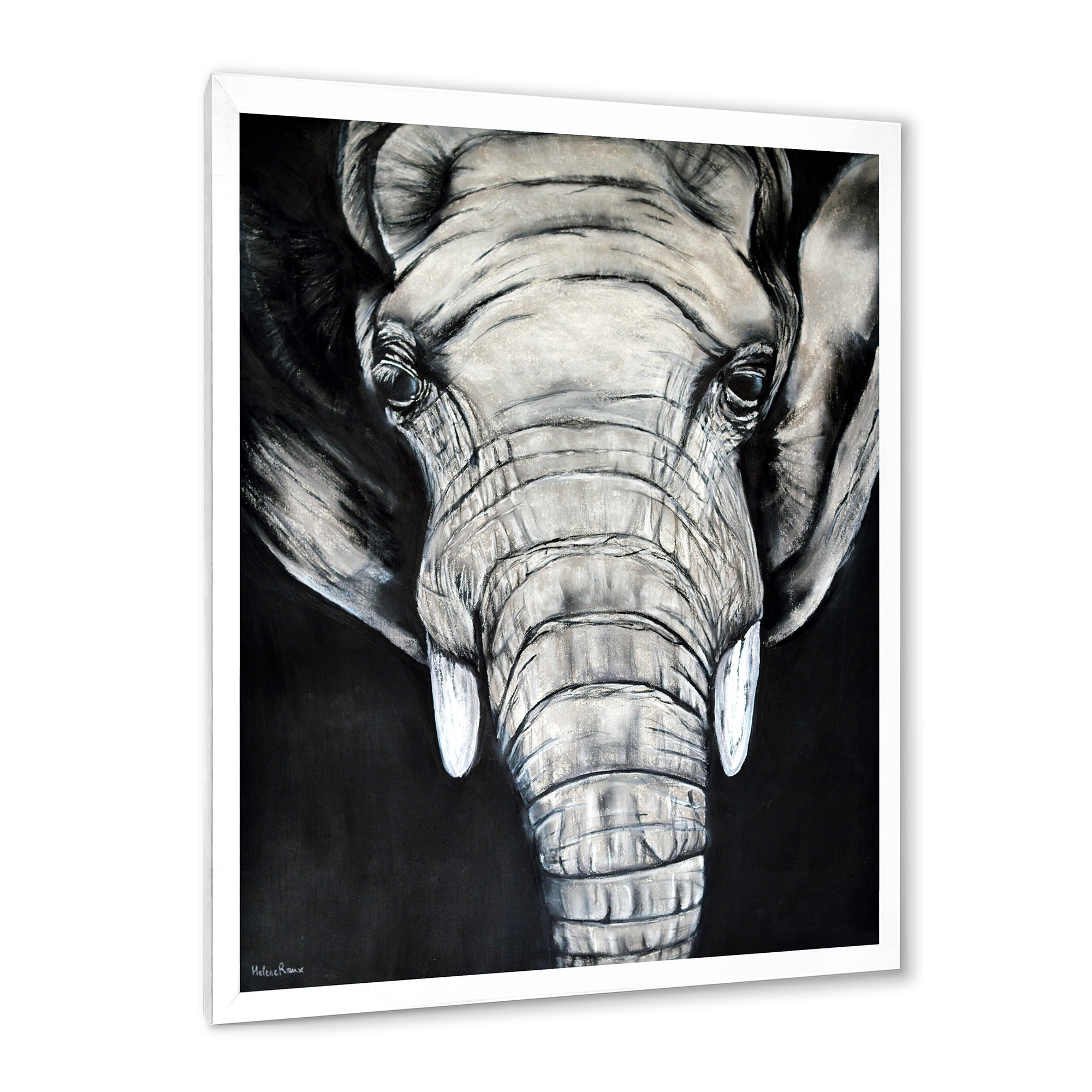 Designart 'The Close Up Portrait Of An African Elephant' Farmhouse Framed Art Print