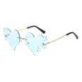 thumbnail image 2 of Sonducket Marco ligero Gafas de sol con estilo Hombres y mujeres Diseño de moda PC Gafas de sol Hombres Love Heart Gafas de sol C7 1 Type3 NO3, 2 of 6