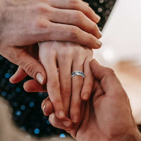 Nuevo anillo de acero de titanio para hombre con parche Lun Runwen con decoración de mano A rings