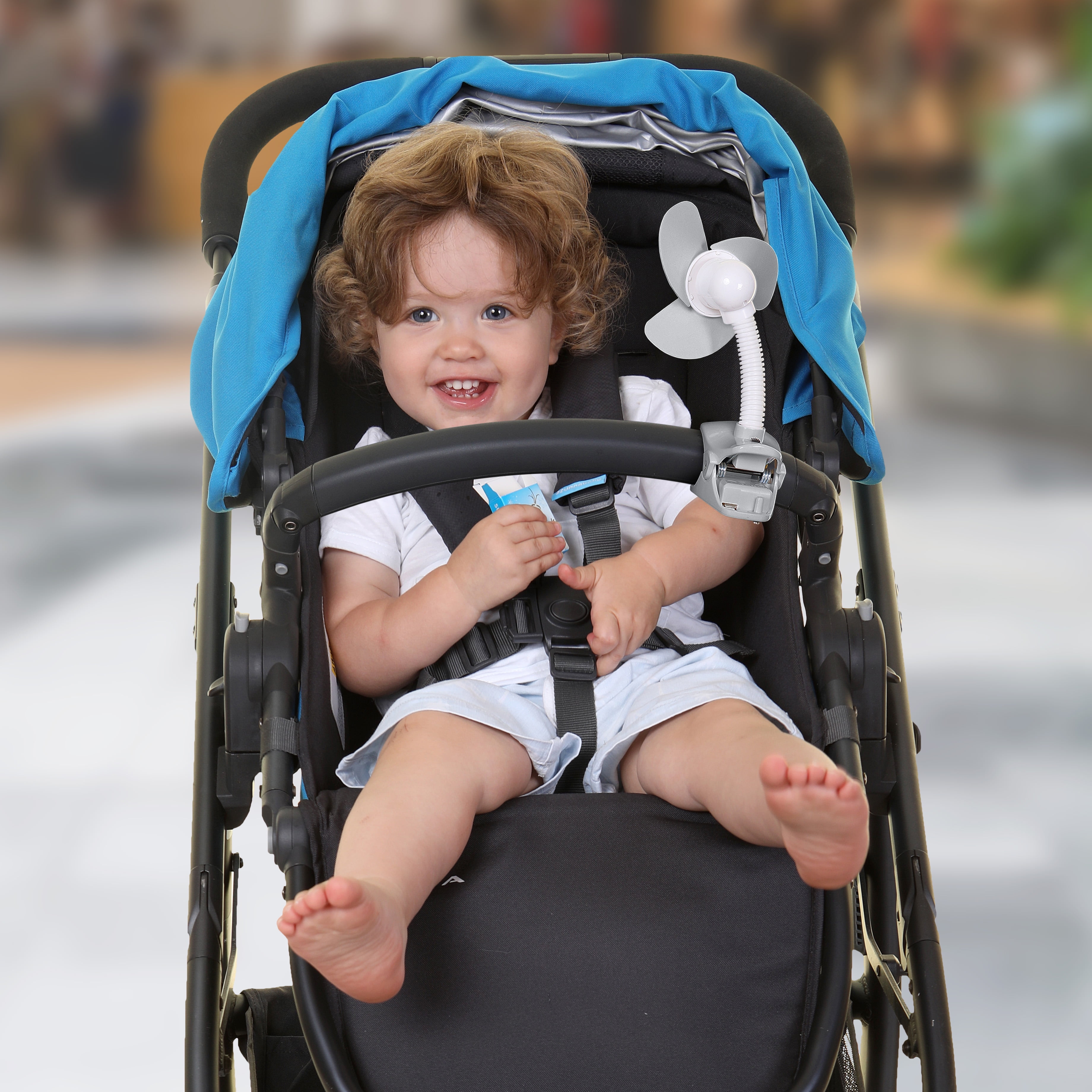 Dreambaby EZY-Fit White and Gray Clip-on Fan with Soft Fins: Stroller Accessories