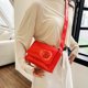 thumbnail image 3 of Bolsa A Cuestas Bolso de mano para mujer, bolso grande de verano a la moda para las axilas, bolso de hombro sólido (rojo), 3 of 8